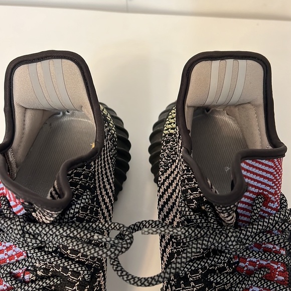 ADIDAS YEEZY BOOST 350 v2 NON- REFLECTIVE MENS 6.5 WOMENS 7.5 - Picture 5 of 16